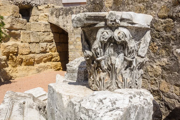 Colunas romanas do segundo século antes de Cristo em Córdoba, Sp — Fotografia de Stock