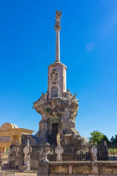 Monumento ao Triunfo de San Rafael em Córdoba, Espanha — Fotografia de Stock