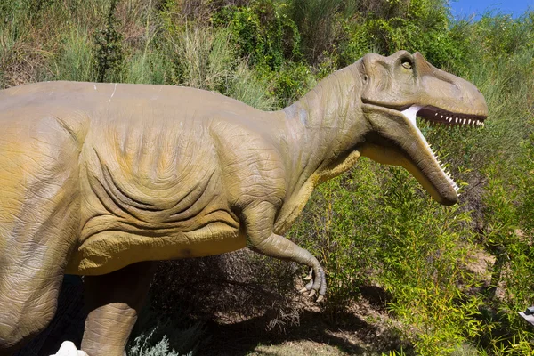 恐ろしい肉食恐竜ティラノサウルス ・ レックス — ストック写真