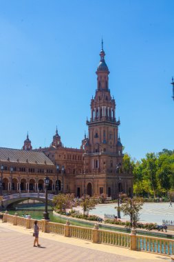 Çan kulesinde ünlü Plaza İspanya'nın Seville, İspanya