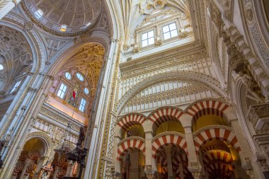 Hıristiyan alan Cordoba, Spa Camii Islam ile karışık