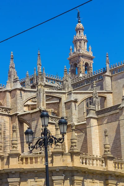 Details of the facade of the cathedral of Santa Maria La Giralda — Stock Photo, Image