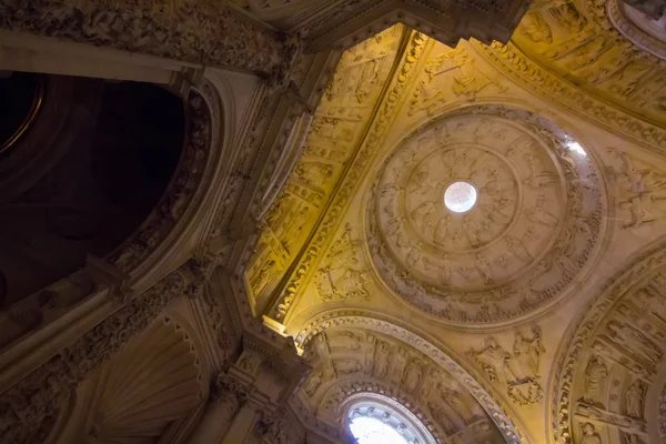 Podrobnosti o katedrály Santa Maria v Seville ve Španělsku — Stock fotografie