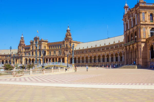 A híres Plaza of Spain Sevillában, Spanyolországban — Stock Fotó