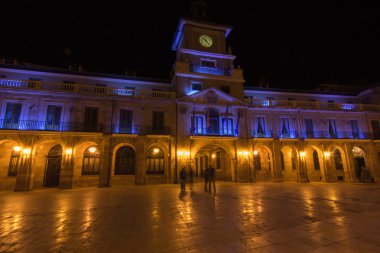 Vigo, İspanya'nın ünlü şehir gece görünümü