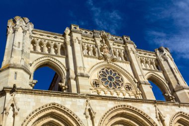 Cuenca İspanya ünlü katedral