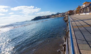 Llane şehir içinde tipik güzel ve renkli binalar