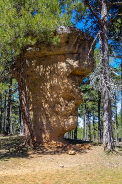 Cuena, İspanya'nın büyülü kentin kaprisli formlarla kayalar