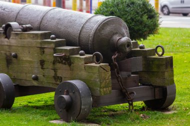 Eski ve antika top Sahil savunma