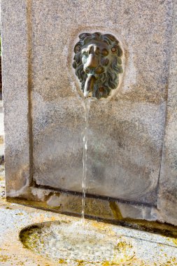 Antik su çeşme su boruları