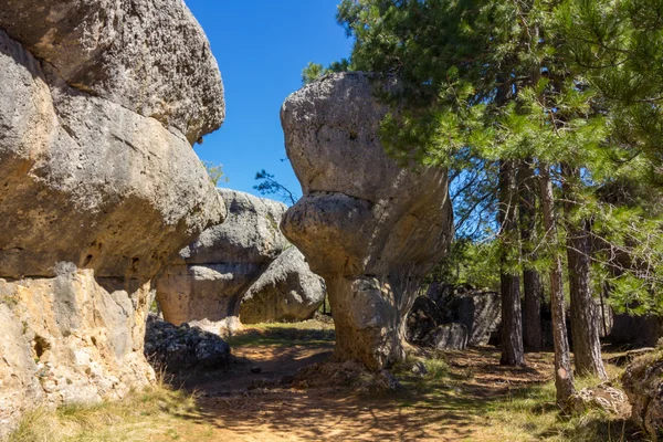 Rocas con formas caprichosas en la ciudad encantada de Cuena, España —  Fotos de Stock