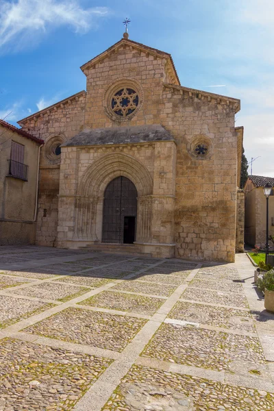 Church in the pretty village of Brihuega, Spain — Stock Photo, Image