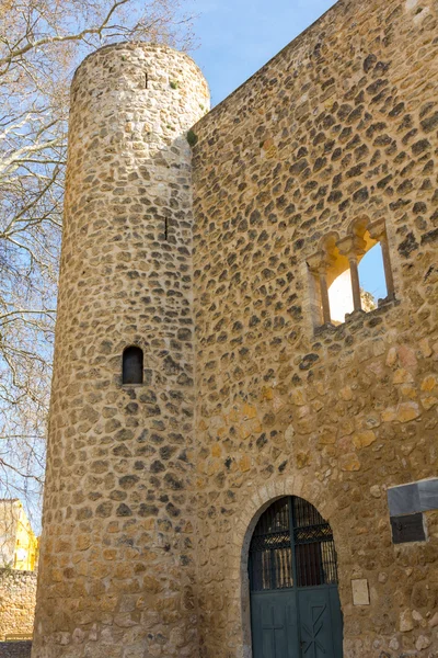 Arquitetura da antiga aldeia de Brihuega, Guadalajara, Espanha — Fotografia de Stock