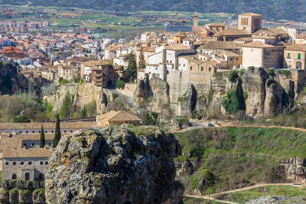Widok ogólny zabytkowego miasta Cuenca, Hiszpania — Zdjęcie stockowe