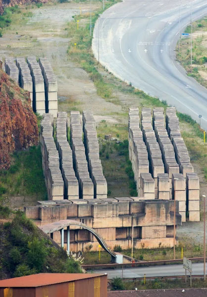 Betongblock för byggandet av vågbrytare — Stockfoto