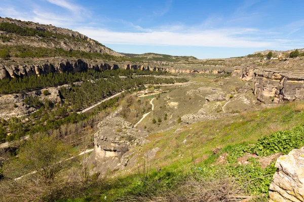 Hor a údolí oblasti Cuenca, Španělsko — Stock fotografie