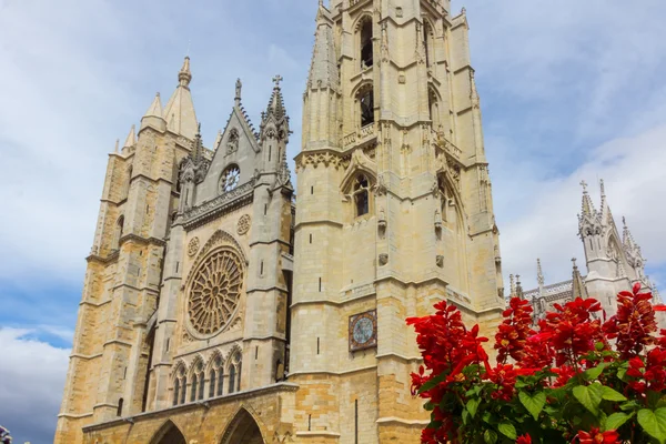 Famosa Catedral de León en España Fotos de stock