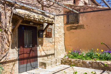 eski ülke evi ayrıntıları