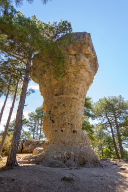 Cuena, İspanya'nın büyülü kentin kaprisli formlarla kayalar