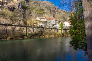 Cuenca, İspanya şehir kapısı Jucar Nehri