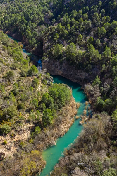 Jucar quiet river, runs from deep mountains in Cuenca, Spain — Stock Photo, Image