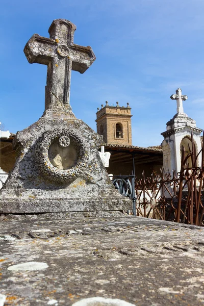 Túmulo antigo feito de pedra — Fotografia de Stock