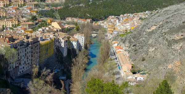 Luchtfoto van de monumentale stad Cuenca, Spanje — Stockfoto