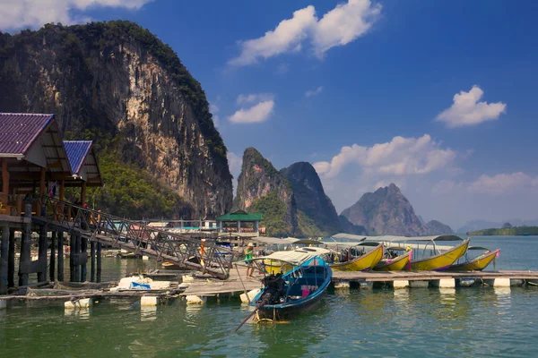 Barcos de cola larga en Tailandia — Foto de Stock