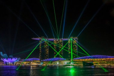 Singapur Marina Bay Sands, ışık gösterisi