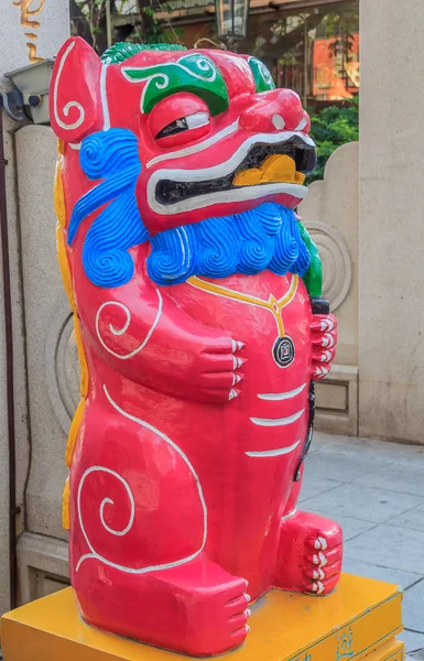 Chinese lion or foo dog — Stock Photo, Image