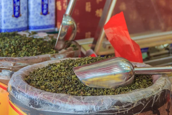 Bulk tea for sale at the market in China — Stock Photo, Image