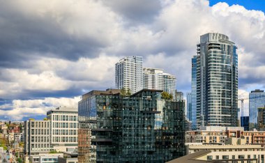 Seattle şehir merkezinin gündüz manzarası modern gökdelenler, Pasifik Kuzeybatı, Washington