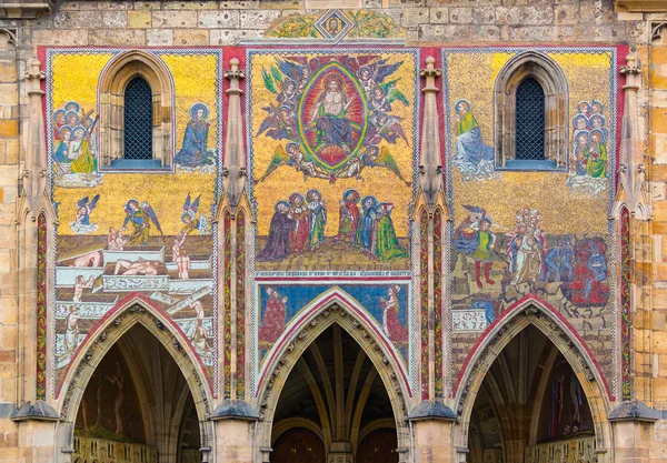 Mozaïek van laatste oordeel in Saint Vitus kathedraal in Praag — Stockfoto