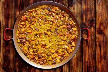Paella İspanya pirinç Akdeniz tarifi