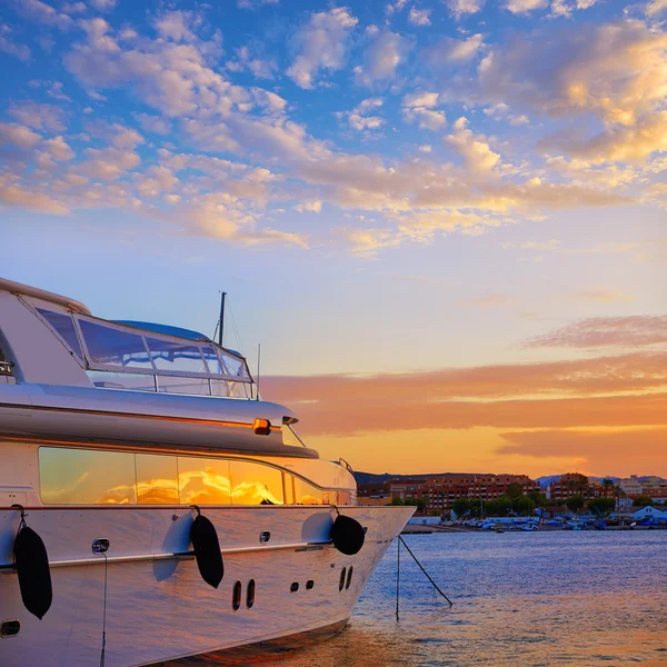 Denia solnedgång i Marina båtar Medelhavet Spanien — Stockfoto