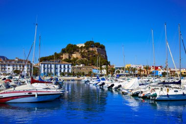 Denia marina Port ve kale Alicante, İspanya