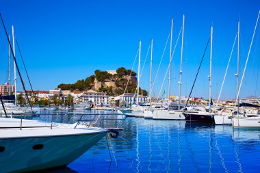 Denia marina Port ve kale Alicante, İspanya