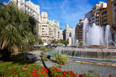 Valencia şehir Ayuntamiento kare Plaza çeşme