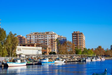 Cullera fisherboats limanda Xuquer Jucar Nehri
