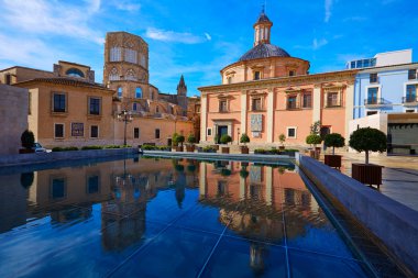 Valencia Basilica Desamparados ve Katedrali