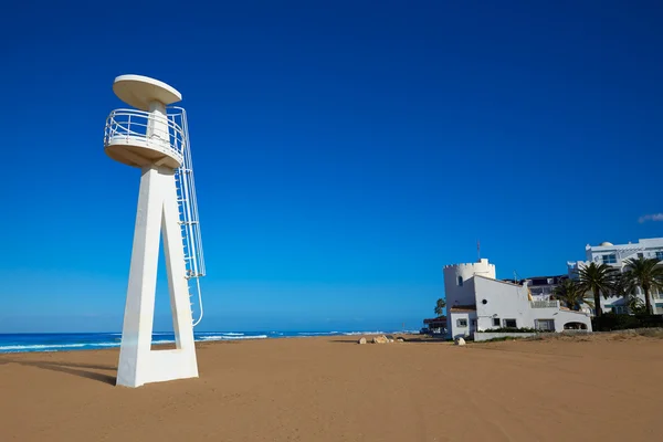 Spiaggia di Denia Las Marinas torre di guardia a El Moli — Foto Stock