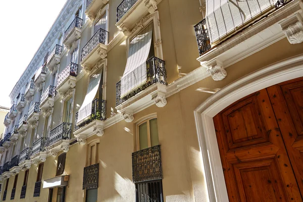 Valencia barrio del carmen straßenfassaden spanien — Stockfoto