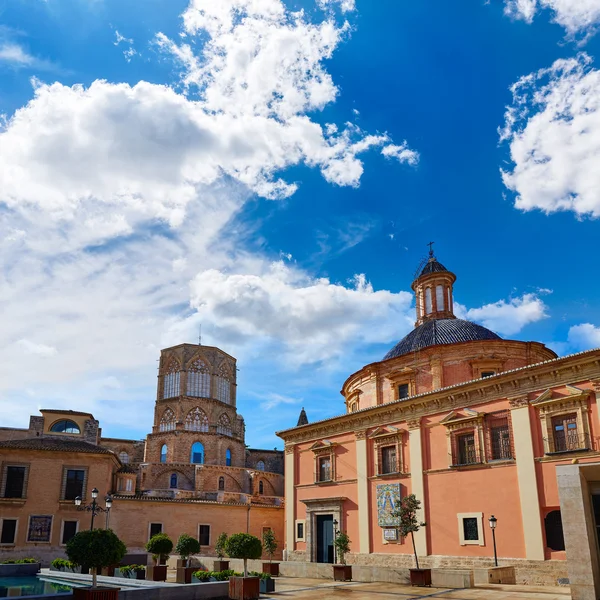 Basilica di Valencia Desamparados e Cattedrale — Foto Stock