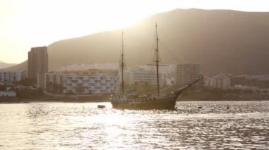 Arona Tenerife, Kanarya Adaları Güney vintage tekne Beach'te Los Cristianos 