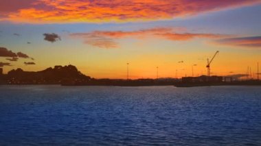 Akdeniz sunset bulvarında deniz Denia Alicante, İspanya 