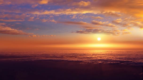 Sonnenuntergang Himmel über Dunstnebel in La Palma der Kanarischen Inseln — Stockvideo