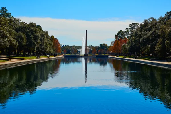 Houston Hermann park pionier pamiątkowego Obelisku — Zdjęcie stockowe