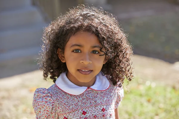 Toddler dziecko dziewczyna portret Łacińskiej etniczna — Zdjęcie stockowe