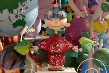 Fallas fest popular figures will burn in March 19