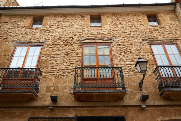 Denia street Loreto fasader i Alicante Spanien — Stockfoto